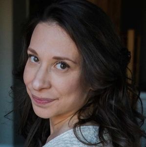 Meet your Posher, Elyse